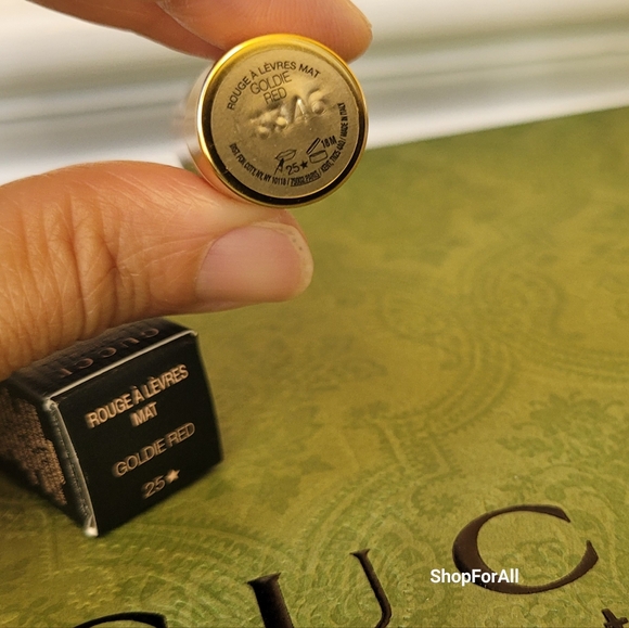 Gucci mini lipsticks - Picture 4 of 6